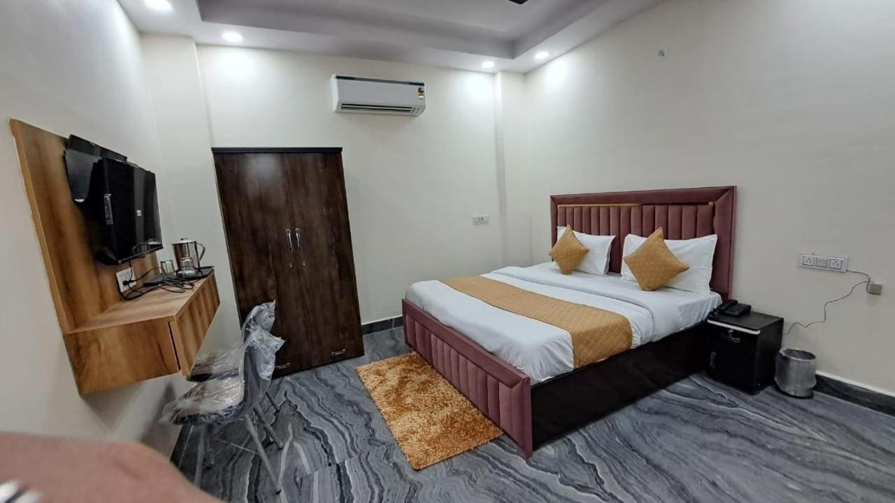 Hotel O City Deluxe Delhi Zewnętrze zdjęcie
