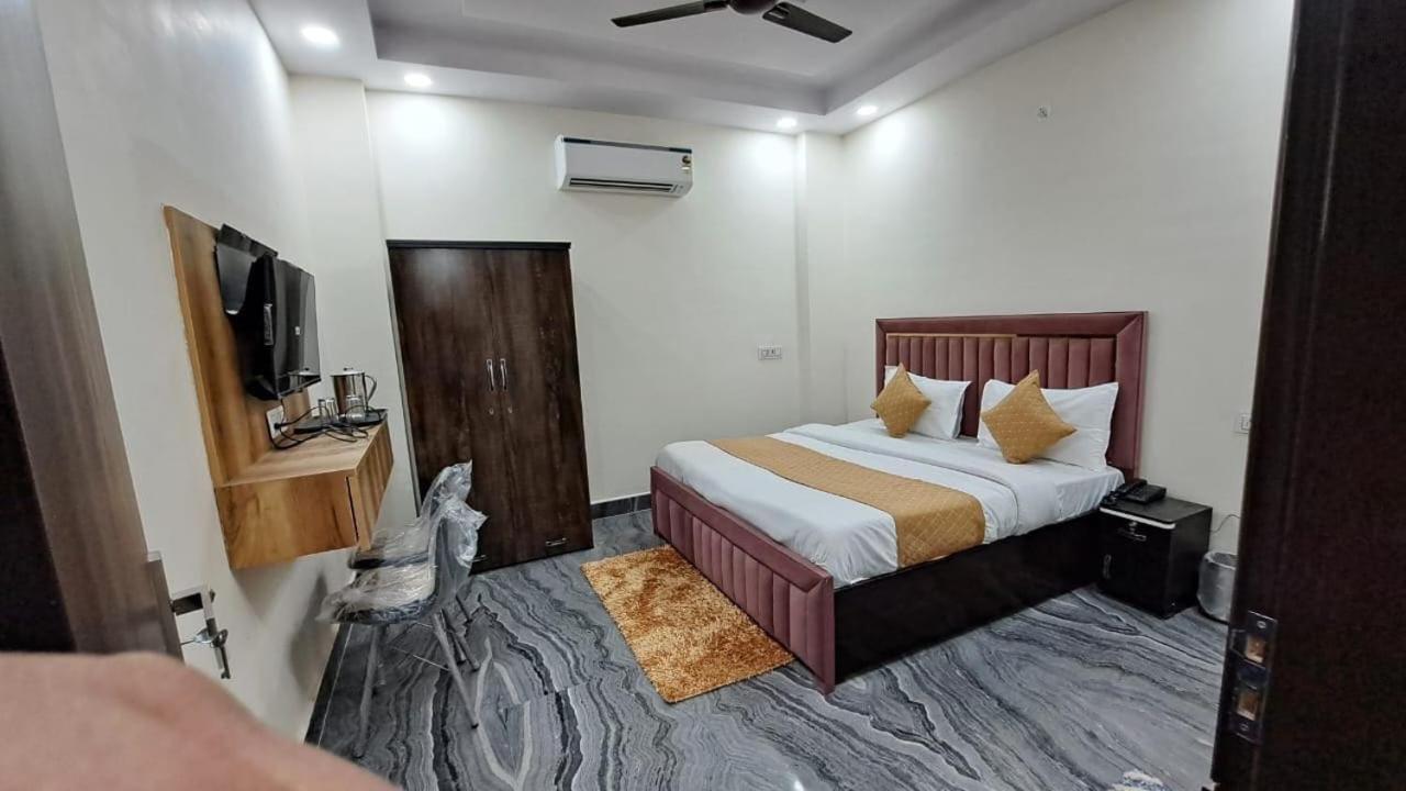 Hotel O City Deluxe Delhi Zewnętrze zdjęcie